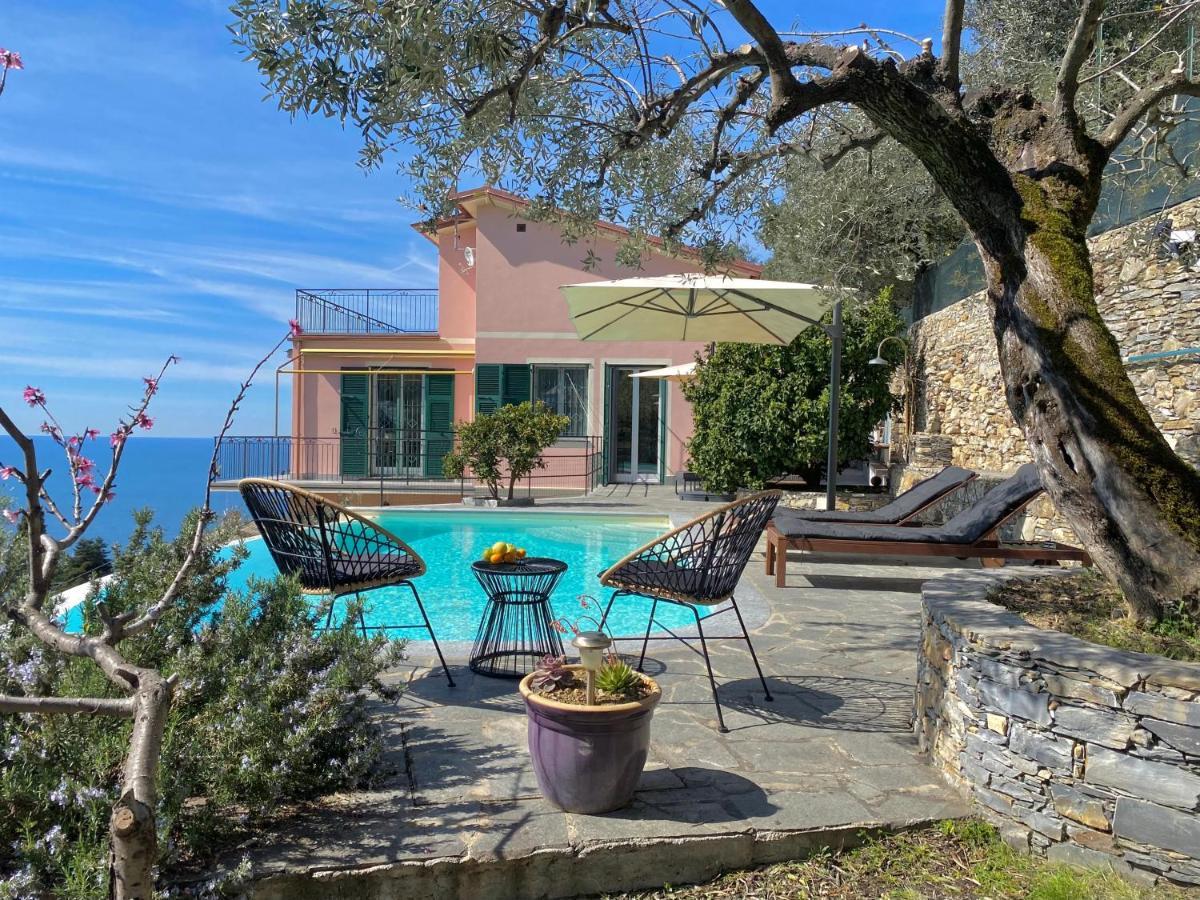 Casaviva - Ampio Trilocale Vista Mare Con Piscina - Pieve Alta Apartment Pieve Ligure Luaran gambar