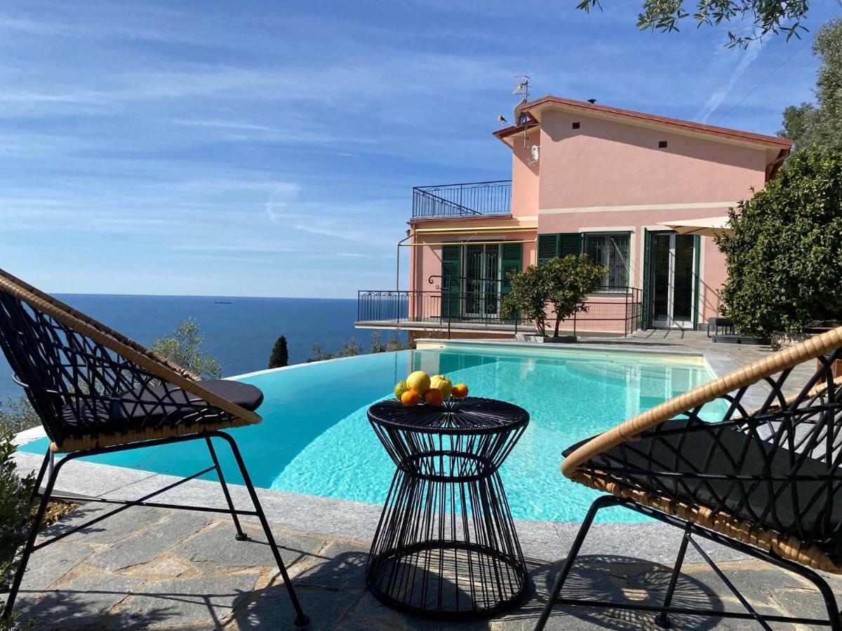Casaviva - Ampio Trilocale Vista Mare Con Piscina - Pieve Alta Apartment Pieve Ligure Luaran gambar
